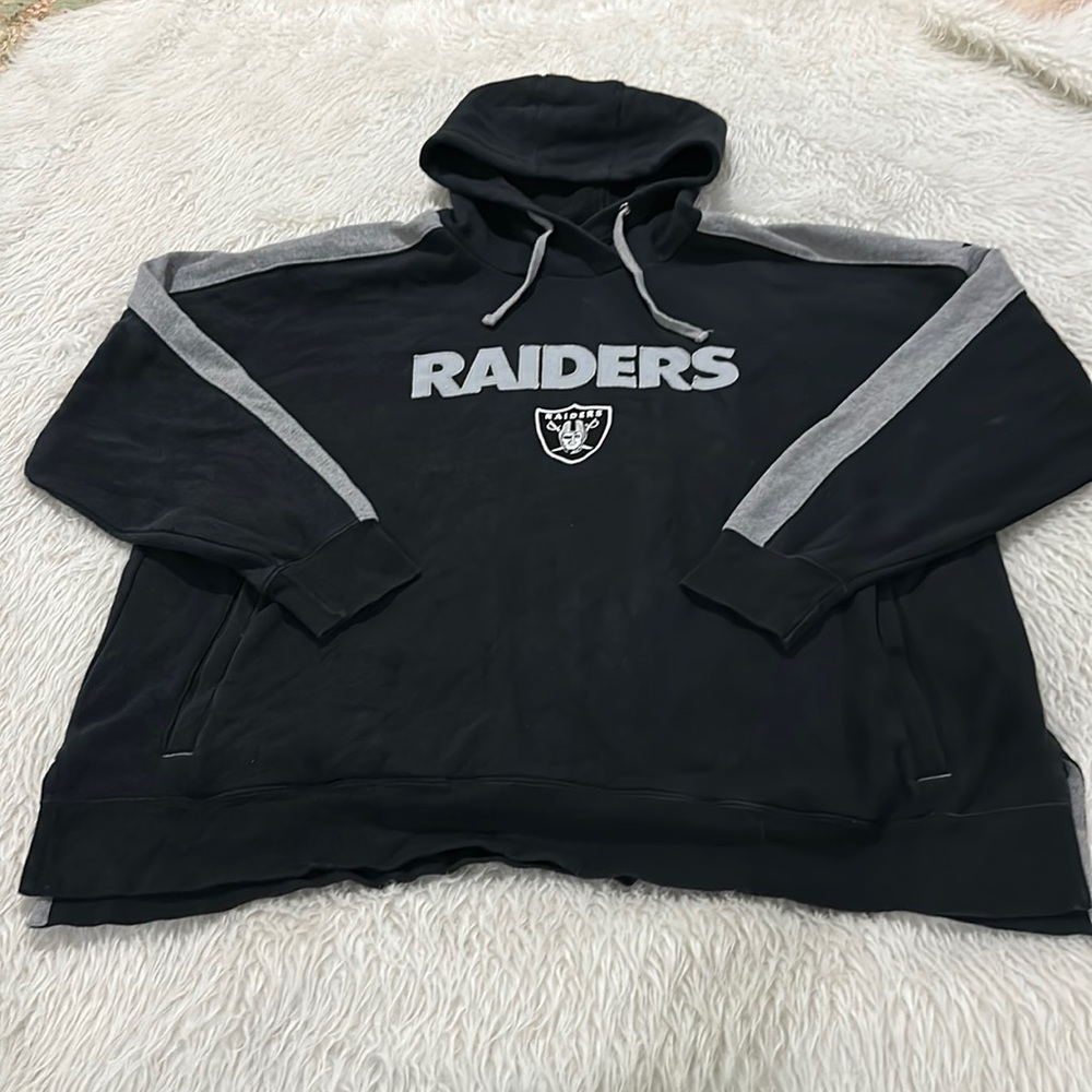 Raiders NFL pro line women’s black hoodie size 2xl